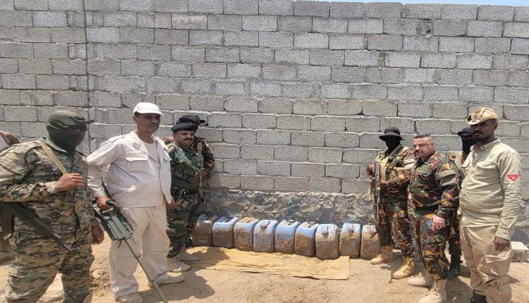 أمن العاصمة عدن يعثر على كميات كبيرة من المتفجرات والعبوات الناسفة في منطقة دار سعد