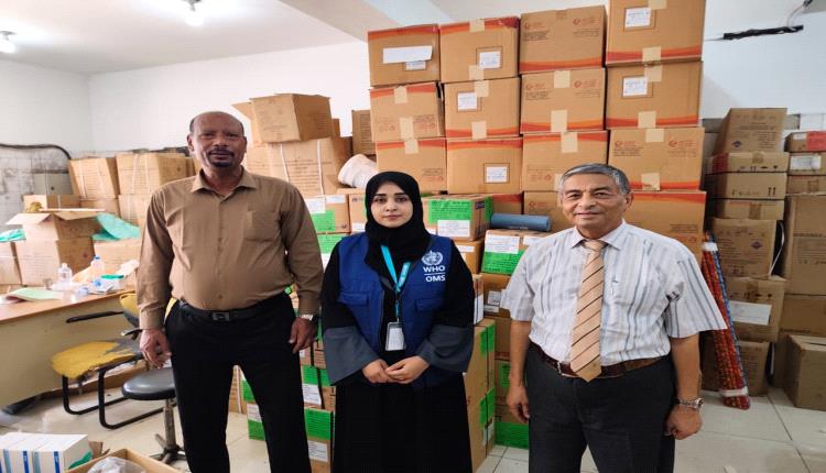 هٌيئة مستشفى ابن سٌيناء العام بالمكلا تتسلم دفعة من الادوية والمستلزمات الطبٌية بدعم من منظمة بٌيور هاندس وتنسيق كتلة الصحة