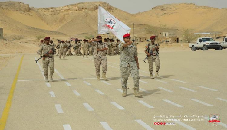 وكيل حضرموت لشؤون الوادي والصحراء يتفقد اللواء الرابع بالفرقة الثانية درع الوطن في رماه