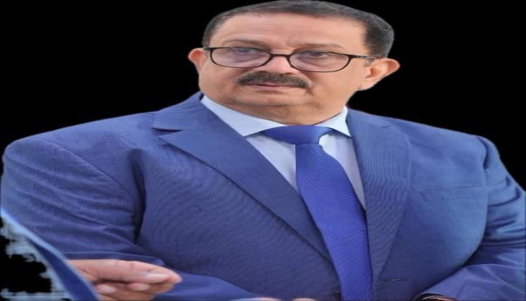 رئيس الخطوط الجوية اليمنية يشيد بجهود كوادر الشركة في تجاوز الظروف الطارئة ويؤكد انتظام الرحلات