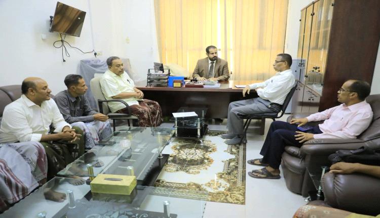 الوكيل الجهوري يطلع على نشاط مكتب التخطيط والتعاون الدولي بوادي وصحراء حضرموت
