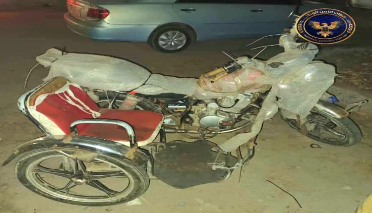 قوات الأمن الوطني بعدن تضبط متهماً بعمليات تقطع في كورنيش المحافظ
