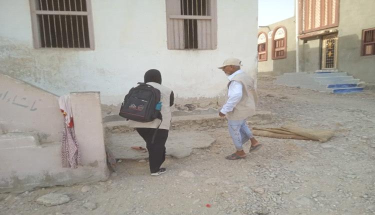 باحثات الجهاز المركزي للإحصاء يواصلن تنفيذ الفترة (17) من الجولة الثانية لمسح ميزانية الأسرة في حضرموت الساحل