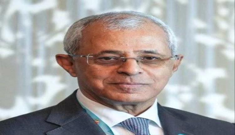 نائب وزير الخارجية: هبوط الطائرة الإيرانية في صنعاء "قرصنة جوية" وعبث بمستقبل اليمن