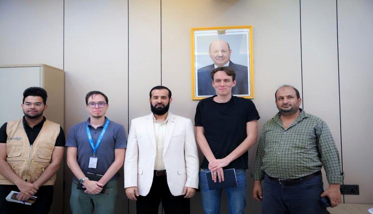 محافظ أبين يلتقي المدير الإقليمي لمنظمة إنترسوس ويشيد بتدخلاتها الإنسانية في المحافظة