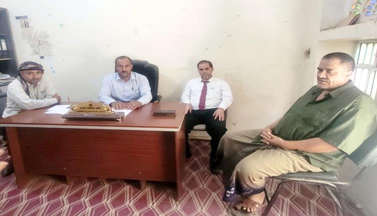 مدير عام قعطبة يبحث مع قيادة النيابة العامة تعزيز التنسيق المشترك لتسريع إنجاز القضايا وترسيخ العدالة