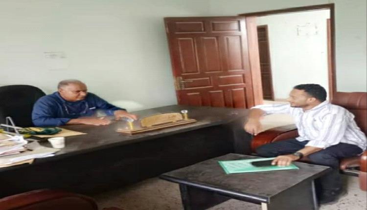 السلامي يلتقي بمنسق المنظمة النرويجية لمناقشة التدخلات الداعمة للعملية التعليمية بمديرية تبن بلحج