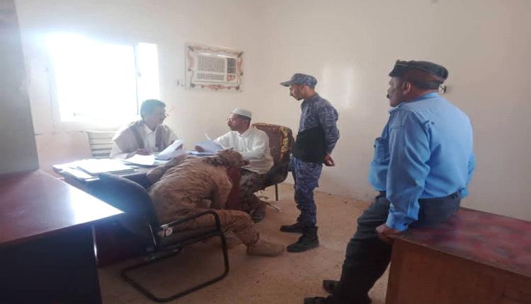 وكيل نيابة صيف الابتدائية يتفقد أوضاع المحتجزين بحجز الأمن بدوعن