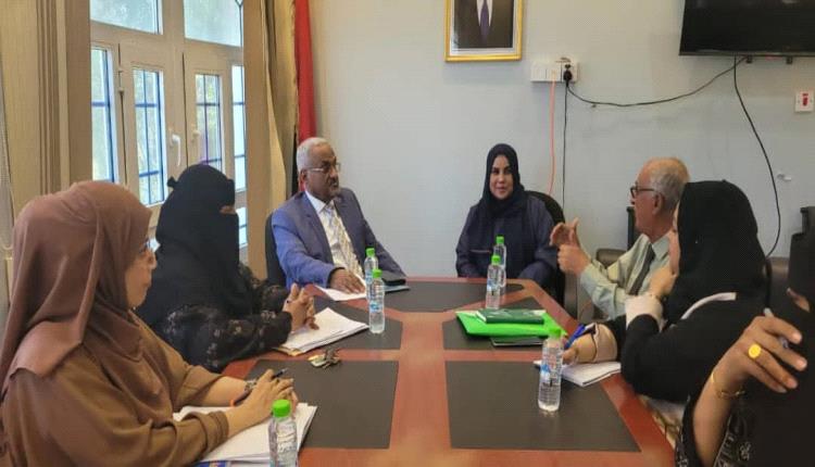 وزير الادارة المحلية ووزيرة الدولة لشؤون المرأة يبحثان تعزيز تمكين المرأة وتوسيع مشاركتها في السلطات المحلية
