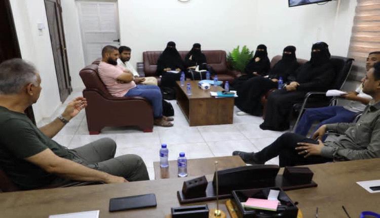 قيادة التعليم الفني بعدن تحشد الطاقات.. "الجاوي" يجتمع بالموجّهين والمفتشين لتجويد المخرجات