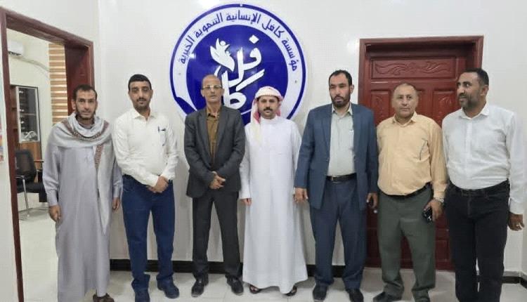 وكيل وزارة الشؤون الاجتماعية والعمل يطّلع على أوضاع النازحين في مخيم السويد بمأرب