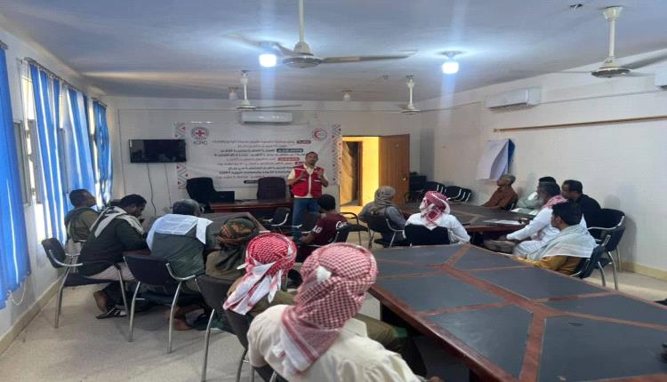 مدير عام القطن يدشن الدورة التدريبية للجان المجتمعية في مجال الاستعداد والاستجابة للكوارث والاسعافات الاولية للمجتمع المحلي بالمديرية