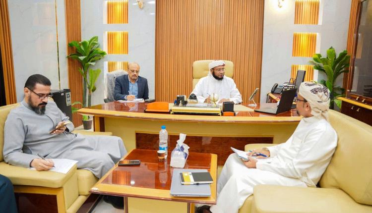 وكيل قطاع الحج والعمرة يشارك في ورشة تدريبية افتراضية حول مراكز الضيافة والمخيمات والباقة الشاملة لموسم حج 1448هـ