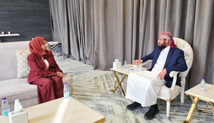 عضو مجلس القيادة "المحرّمي" يستقبل وزيرة الخارجية ويشدد على تعزيز الحضور الدبلوماسي لبلادنا