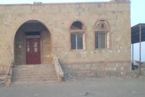 الأجهزة الأمنية بشقرة تضبط متعاطيًا للحبوب المخدرة متلبسًا وتواصل التحقيقات لكشف المروجين