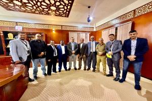 الوزير السقطري يبحث مع منظمة كير حشد التمويل الدولي لتنفيذ مشاريع تنموية في الزراعة والثروة السمكية