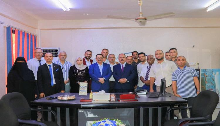 وزير النقل يتفقد مستوى الانضباط الوظيفي بديوان الوزارة والمؤسسات التابعة لها عقب إجازة عيد الأضحى المبارك