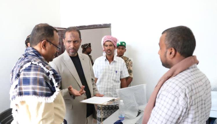 زيارات تفقدية للمؤسسات الحكومية بالمهرة تسجل معدلات مرتفعة من الانضباط الوظيفي
