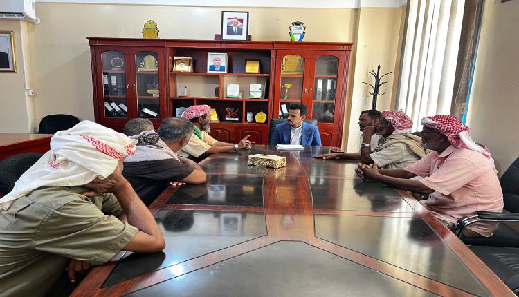 وكيل حضرموت يبحث مع مقادمة قبيلة البهيش أوضاع واحتياجات مديرية بروم ميفع