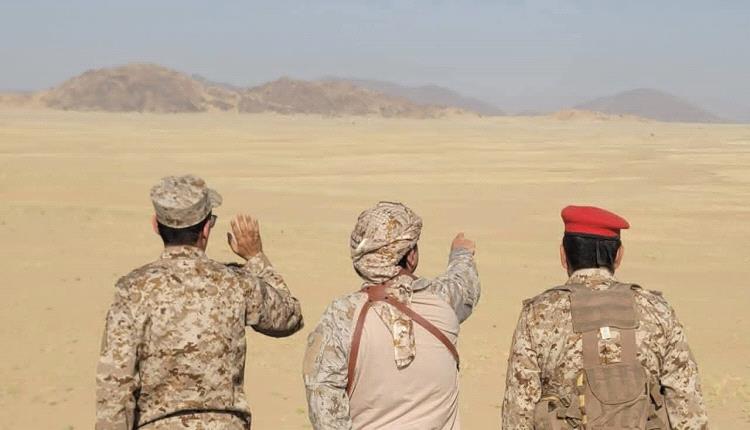 فريق من القوات المشتركة يتفقد جاهزية أبطال الجيش بالمحور الشمالي في الجوف