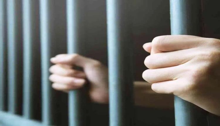 شرطة مديرية حورة ووادي العين تضبط امرأة بحوزتها مادة الحشيش المخدر