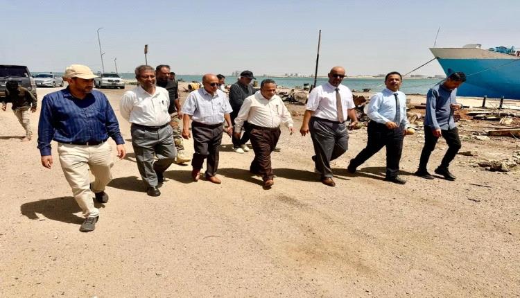 وزارة الزراعة والأسماك تناقش مع برنامج الأمم المتحدة الإنمائي التقدم المحرز في مشروع تأهيل ميناء الاصطياد بعدن