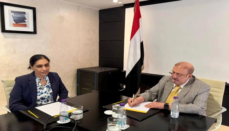 رئيس مجلس النواب يلتقي السفيرة البريطانية لدى بلادنا