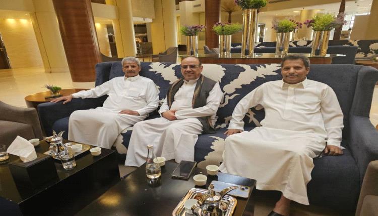 الميسري يلتقي محافظي لحج وأبين السابقين ويشيد بدعم المملكة العربية السعودية للشعب اليمني