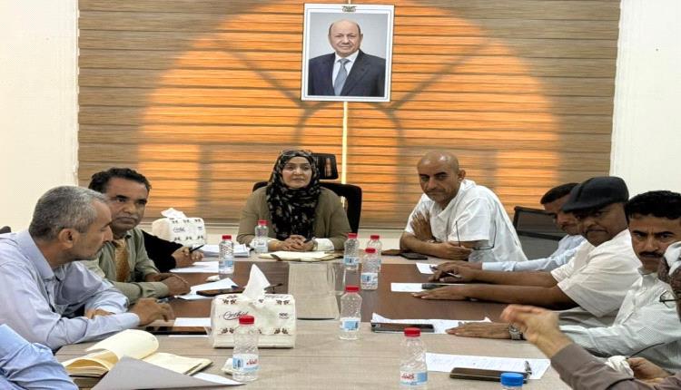 لقاء موسع يناقش خطط وزارة الشؤون القانونية وتعزيز دور كواردها