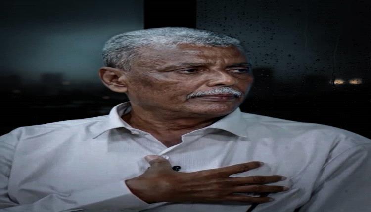 اتحاد نساء اليمن بمحافظة أبين يعزي بوفاة الاستاذ عدني باهادي مدير معهد الأوراس