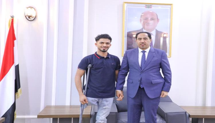وزير الشباب والرياضة يستقبل الشاب أحمد عارف ويوجه بتمكينه من فرصة عمل