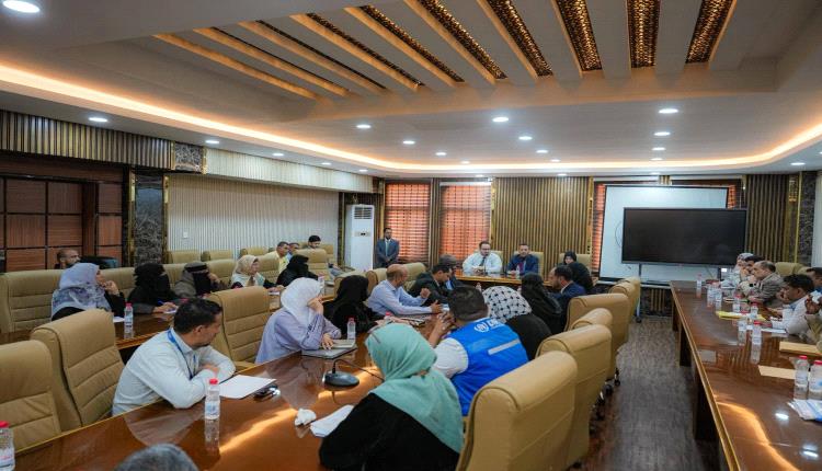 المحافظ شيخ يناقش مع ممثلي منظمة "الأوتشا" التدخلات الإنسانية وتعزيز المشاريع المستدامة