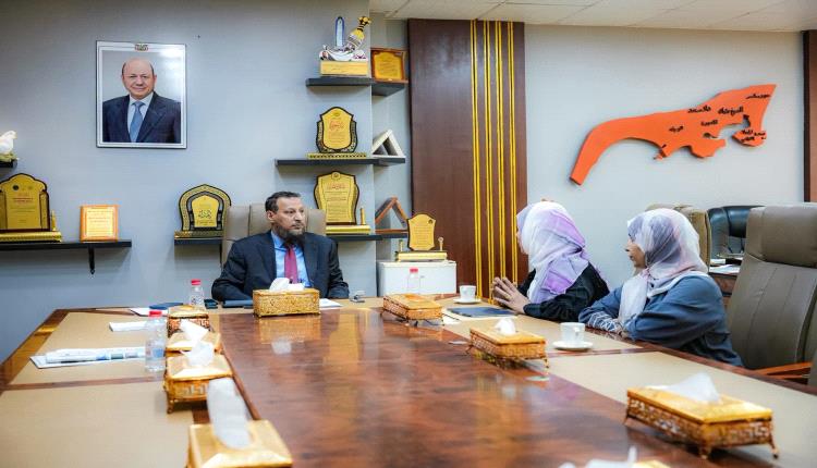 محافظ العاصمة عدن يؤكد أهمية دور الجهاز المركزي للإحصاء في دعم التخطيط للمشاريع الاستراتيجية