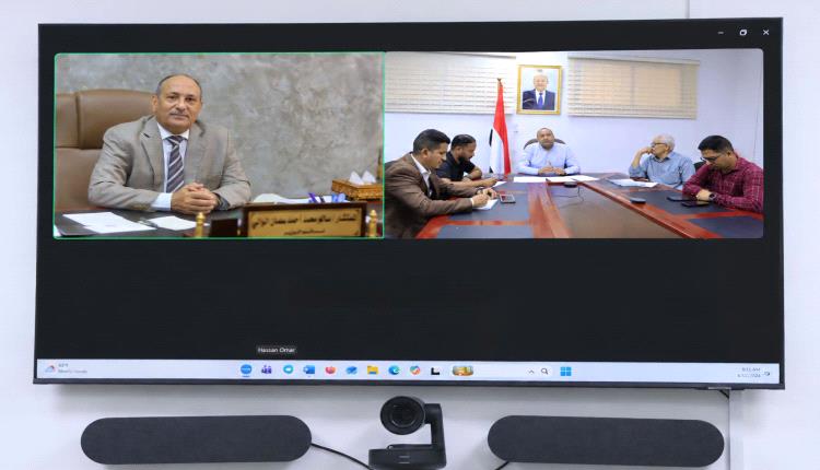 نائب وزير الصناعة والتجارة يترأس اجتماع لجنة تسيير مشروع إنشاء المعهد الصناعي والتجاري