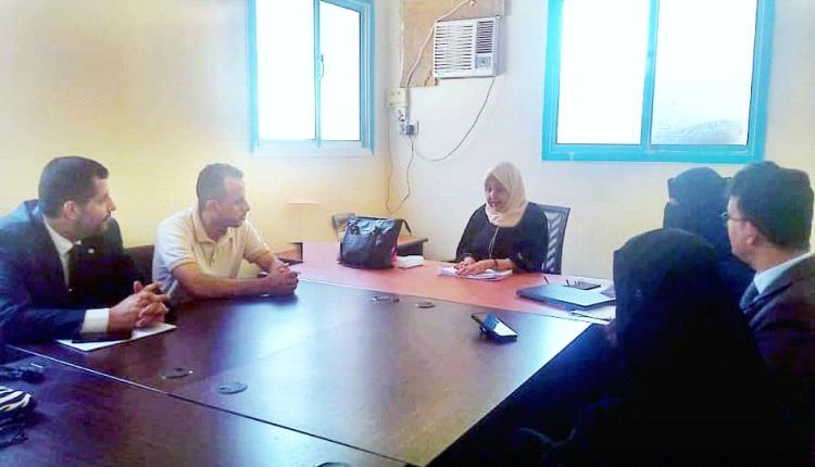 اللجنة الوطنية اليمنية تبحث ٱليات التعاون مع جمعية المستشارين والمدربين في اليمن