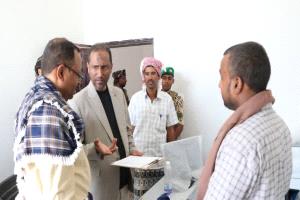 زيارات تفقدية للمؤسسات الحكومية بالمهرة تسجل معدلات مرتفعة من الانضباط الوظيفي