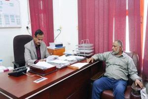 المحافظ بن الوزير يطّلع على نتائج متابعة ملفات الشهداء والجرحى ويشيد بجهود فرع الهيئة بشبوة