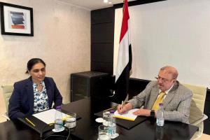 رئيس مجلس النواب يلتقي السفيرة البريطانية لدى بلادنا