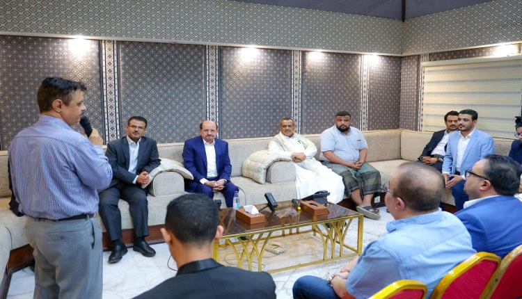 رئيس الوزراء يؤكد أن العلاقة بين الحكومة والإعلام شراكة أصيلة في معركة الوعي وبناء الدولة