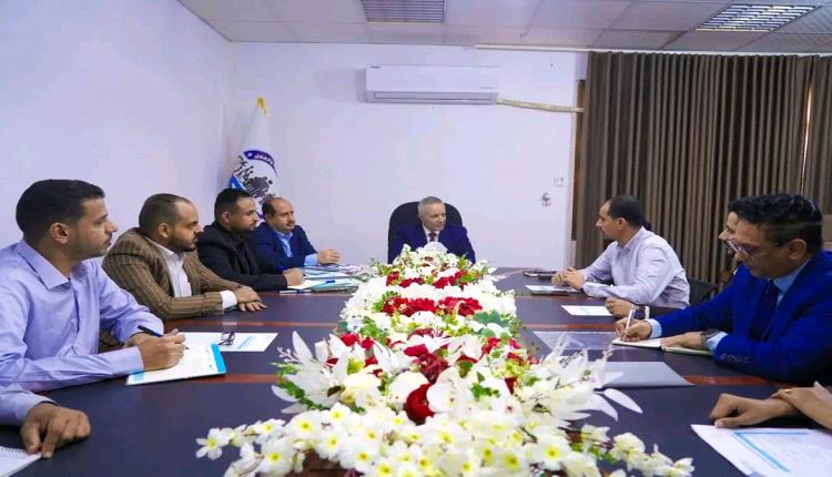 وزير الشؤون الاجتماعية والعمل يلتقي بممثلي منظمة صناع النهضة