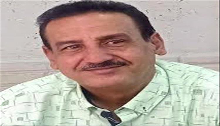 صحفي يطالب بالتحقيق في أسباب تأخر صرف رواتب العسكريين