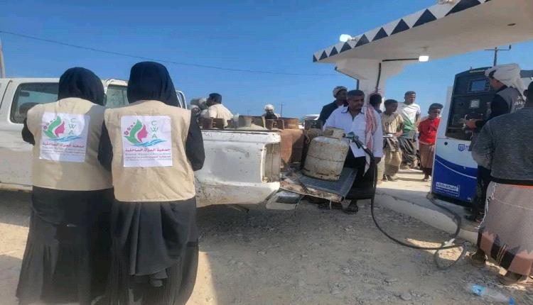 محطة 30 نوفمبر تتبرع بـ50 أسطوانة غاز للأسر الأشد حاجة بسيحوت عبر جمعية المرأة الساحلية