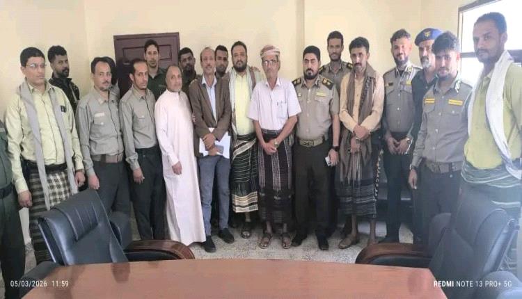 استلام وتسليم بين مدير الهجرة و الجوازات فرع لودر السلف والخلف