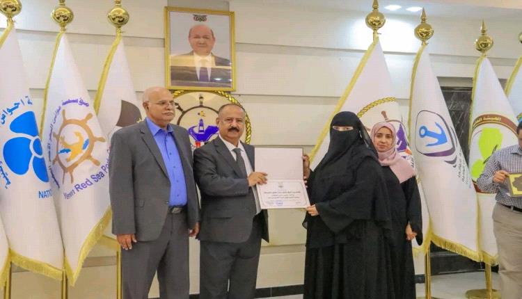 وزير النقل يكرّم موظفات الوزارة بمناسبة اليوم العالمي للمرأة