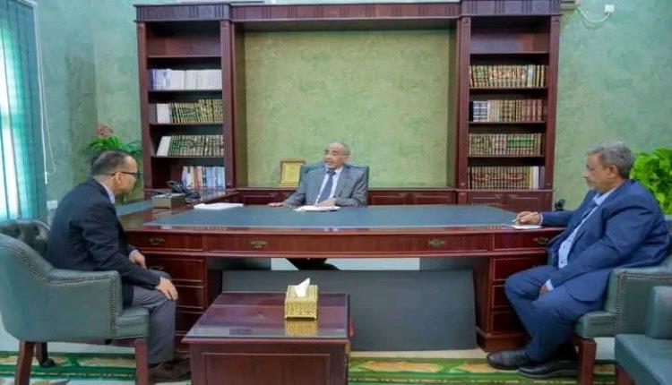 عضو مجلس القيادة الرئاسي محمود الصبيحي يستقبل رئيس مكتب المفوضية السامية لشؤون اللاجئين