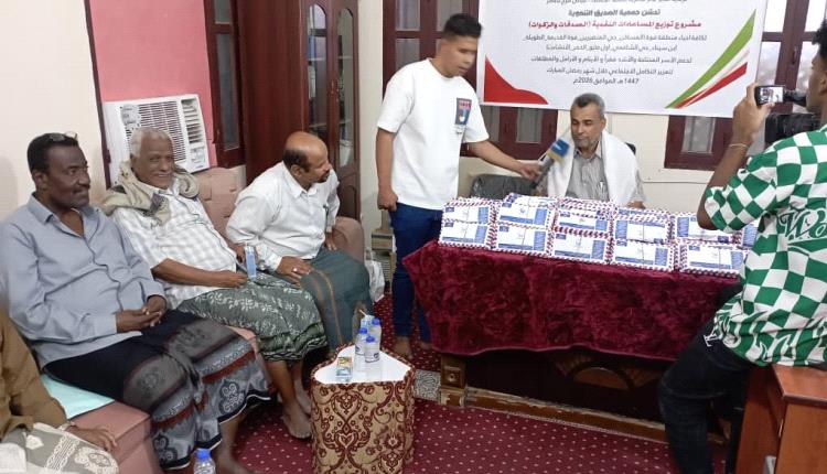 جمعية الصديق التنموية تطلق مشروع الصدقات والزكوات لدعم الأسر المحتاجة والأيتام في منطقة فوة بالمكلا