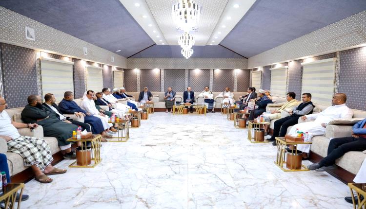 رئيس الوزراء يؤكد حرص الحكومة على بناء شراكة حقيقية مع القطاع الخاص