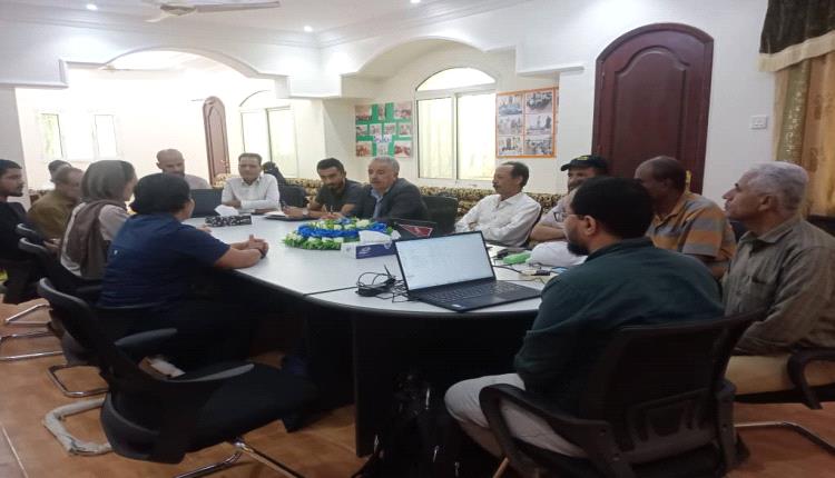 ممثلو بعثة الأمم المتحدة لدعم اتفاق الحديدة يزورون مكتب تنسيق الأعمال المتعلقة بالألغام