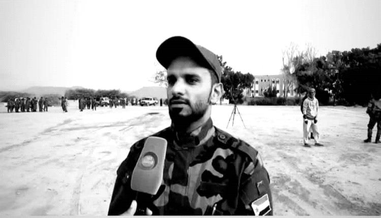 نائب مدير أمن محافظة أبين يُعزِّي في وفاة مدير العلاقات العامة في الأمن الوطني أبين