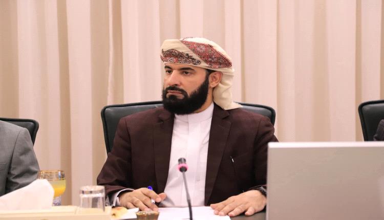 محافظ ابين الدكتور مختار الرباش يوجه خطابا" هاما" الى أبناء محافظة أبين